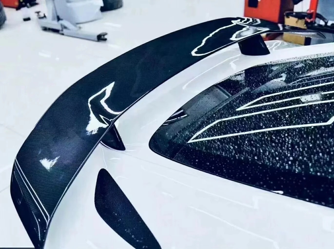 Spoiler Rear Wing Novite Wing High Quality Fast Delivery Wet Carbon Fiber Body Kits for  F12